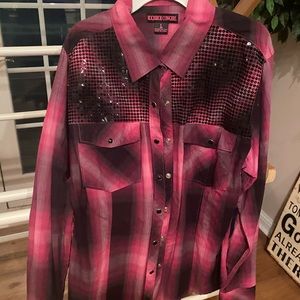 Women’s shirt